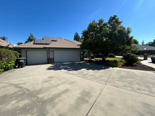 Photo - 5730 W Laura Ct