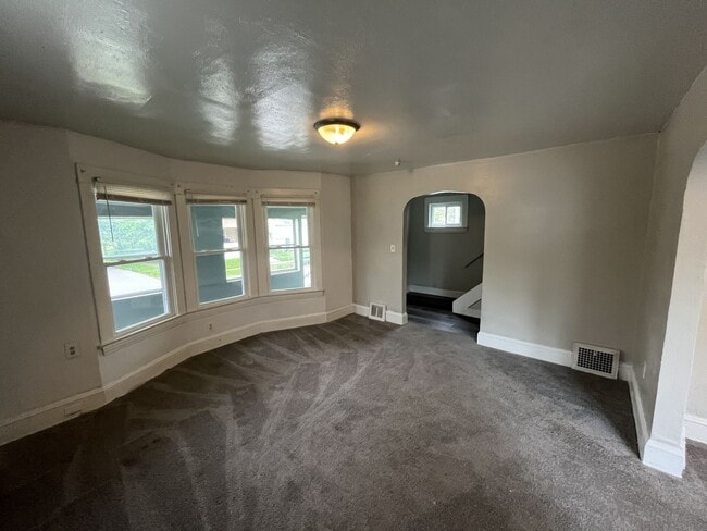 Photo - Four bedroom one bathroom home for rent