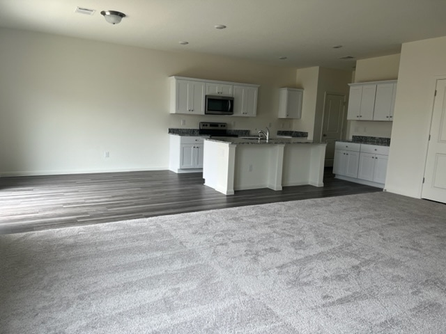 Photo - 243 Thistle Ln