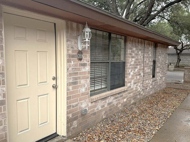 716 Mynah Ave Unit 3