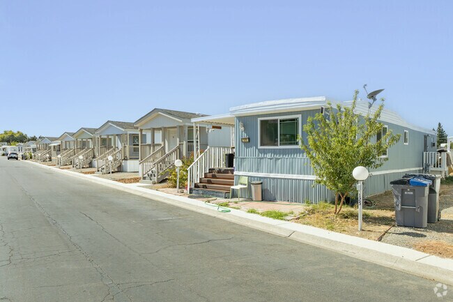 Alternate Community Image 3 - Davis Creek