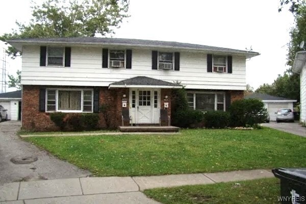 Photo - 188-190 Greenfield Dr House