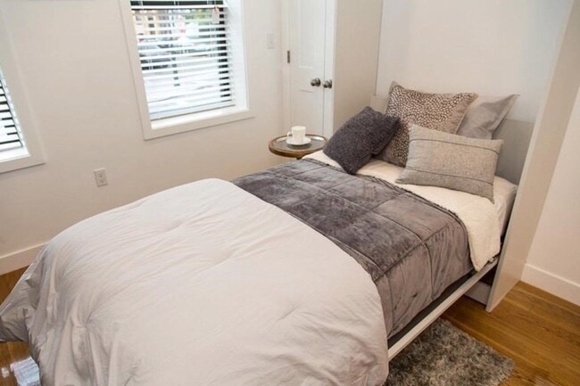 Photo - 16 5th St Unit 6