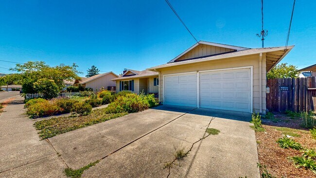 Photo - Bright and Newly Refurbished Three bedroom Two bathroom Single Family