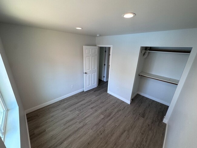 Photo - 454 Colin Kelly Dr Unit B
