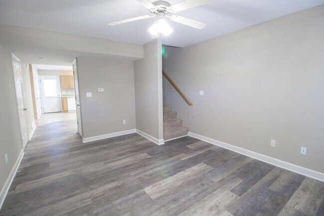 1311 Raleigh Dr
