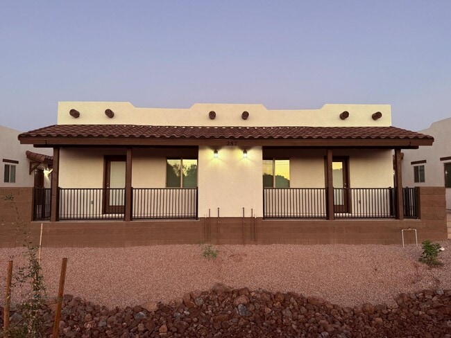 Photo - 287 S Avenue A