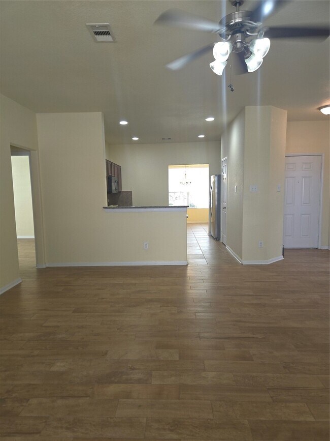 Photo - 2431 Cloudy Bay Dr