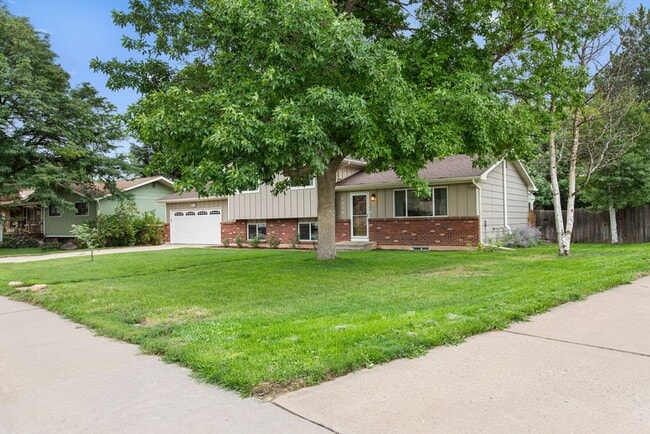 Photo - Students Welcome! Spacious 5 Bedroom Home in West Fort Collins