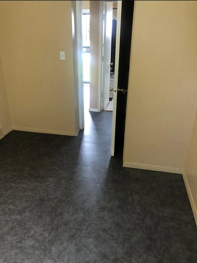 Photo - 16494 E 8 Mile Rd