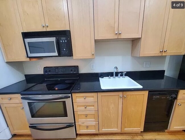 Photo - 219 N 19th St Unit 33