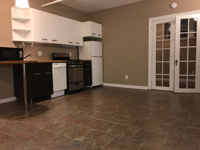 Brenton Hall Apartments