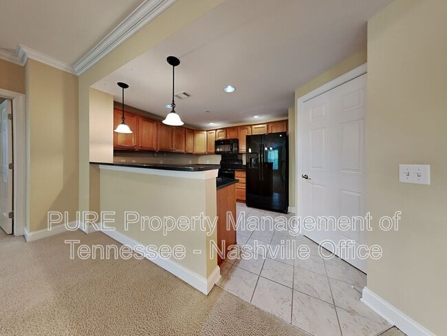 Photo - 2000 Newark Ln Unit G200