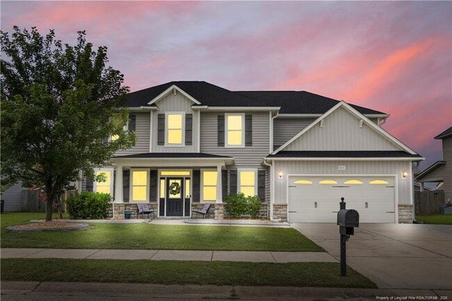 Building Photo - 221 Fountain Grove Dr