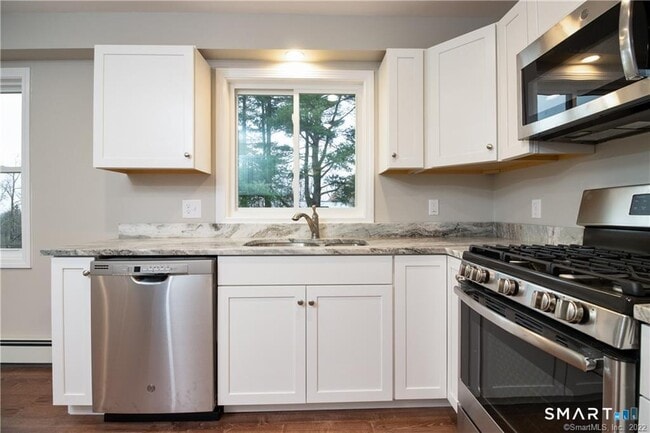 Photo - 2 Saddle Ridge Rd