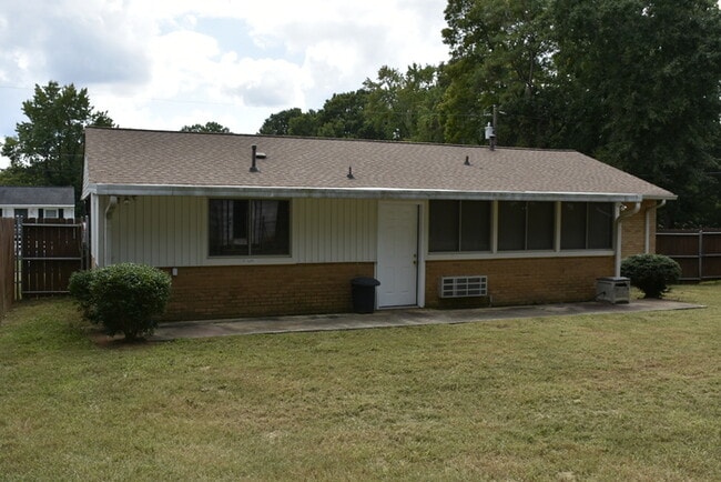 Kings Mountain 3BR, 1 BA house