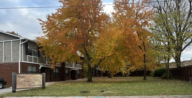 Photo - 1223 Apple Glen St Townhome