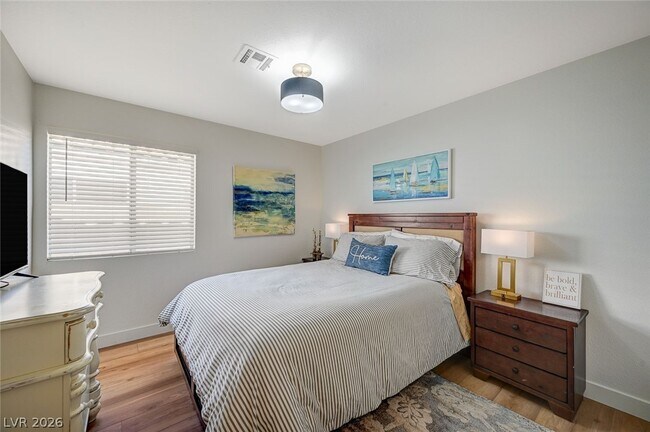 Photo - 1808 Stablegate Ave