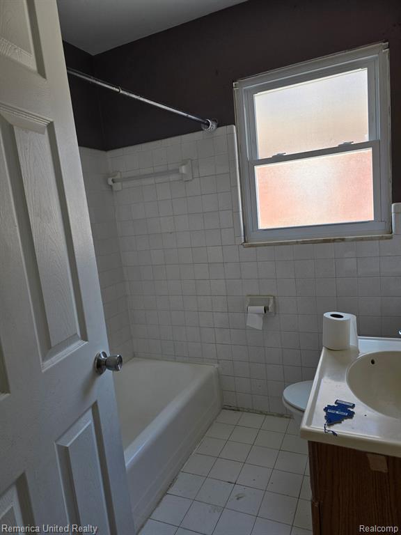 Photo - 25006 Midland Ave