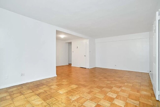 Photo - 310 Lenox Rd