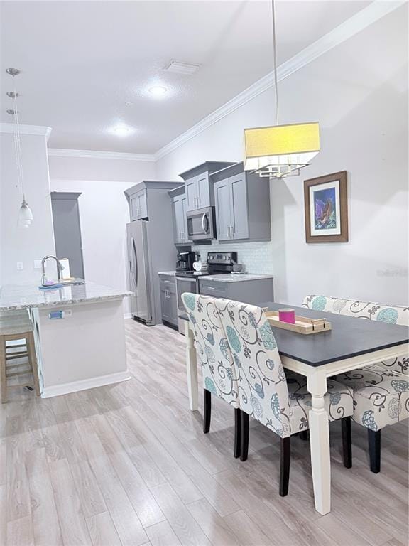 Photo - 5111 Royal Palms Wy Unit 303