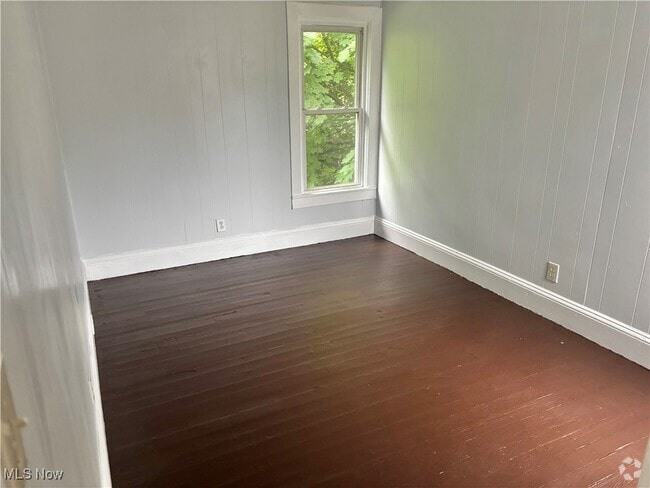 Building Photo - 2097 W 93rd St Unit UP Rental