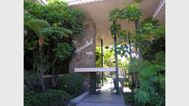 Mesa Cove - Mesa Cove Apartments