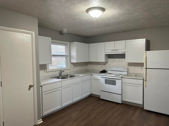 Photo - 1186 Merewood Dr