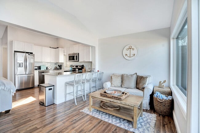 Photo - 212 Creek Rd Unit SI ID1510784P