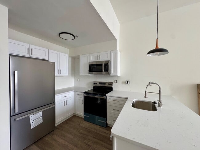 Photo - 5600-6 Germantown Ave