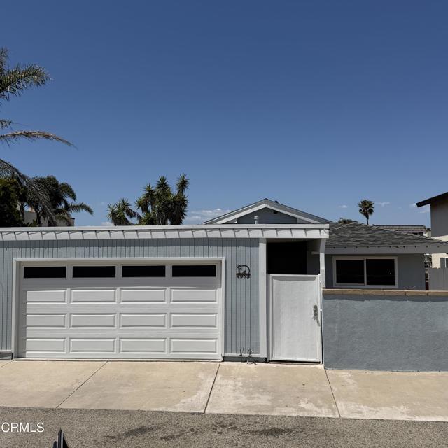 Building Photo - 4935 Coral Way
