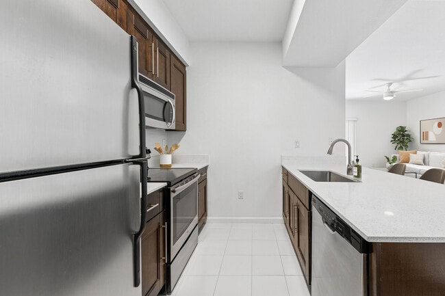 Building Photo - Avalon Coconut Creek