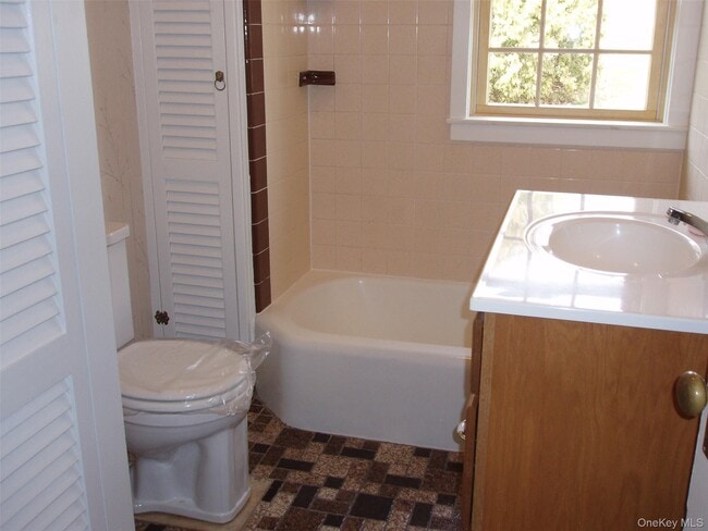 Photo - 953 Ripley Ln