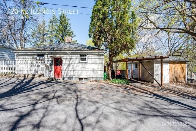 720 NE Illinois St