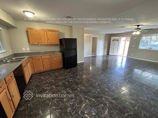 Photo - 7130 W Cambridge Ave