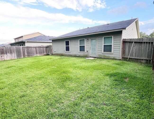 Photo - 15717 Del Norte Dr