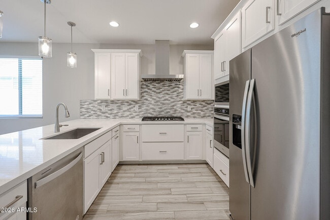 Photo - 17333 W Pershing St