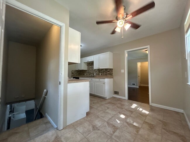 Photo - 5801 Lafayette Ave Unit 5801