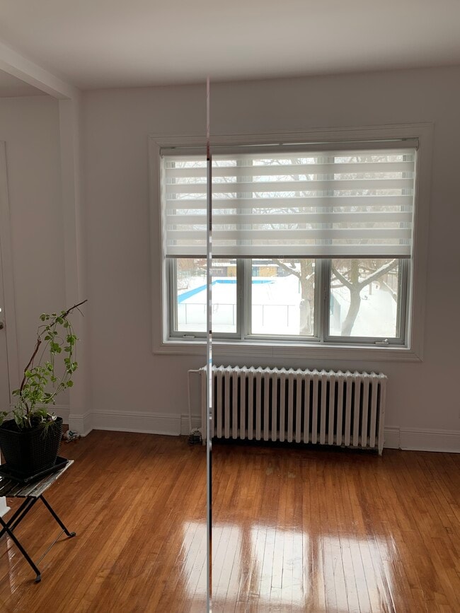 Photo - 846 Av Wiseman Unité 2 ndFloor