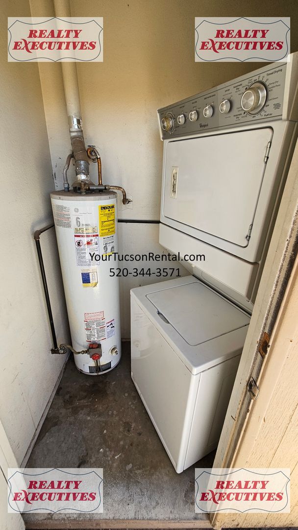 Photo - Fort Lowell & Campbell 2/1 - A/C and all appliances