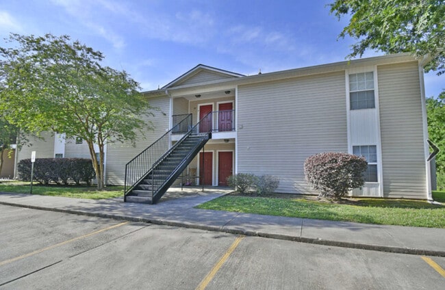 Building Photo - Spring Tree Apartments