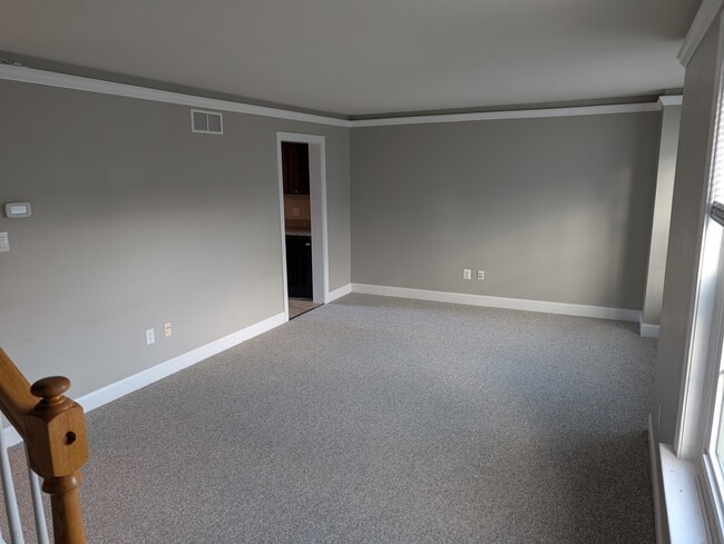 Photo - 437 Paxson Ave