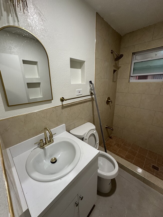 Photo - 759 NW 69th St Unit C