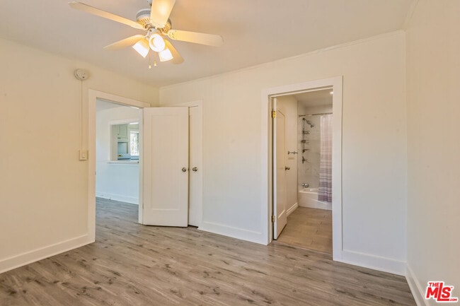 Photo - 254 5th Ave