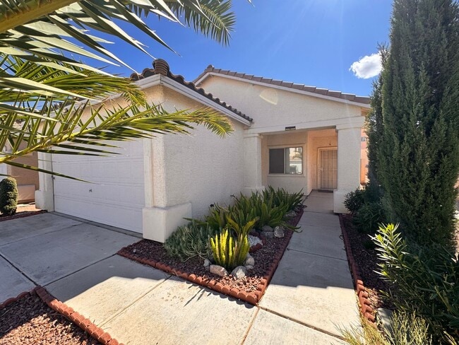 Photo - One Story Home For Rent