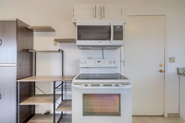 Photo - 18202 N 19th St