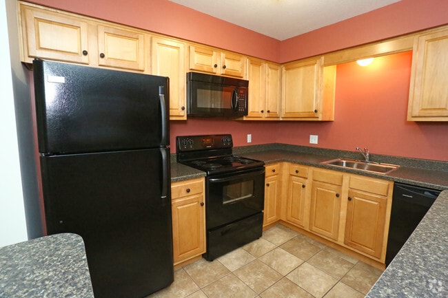 2 BR, 1 BA - 950 SF