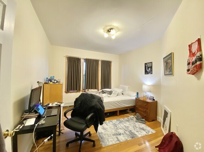 Building Photo - 44 Orkney Rd Unit 2 Rental