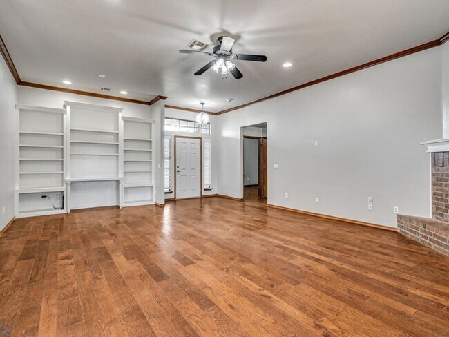 Photo - 1905 SE 17th St