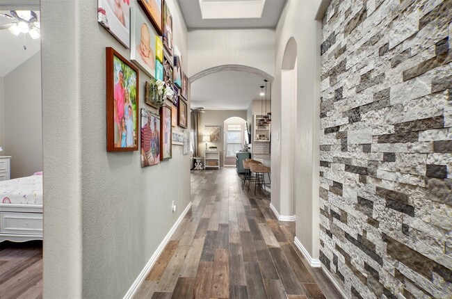 Photo - 3037 Broadhaven Dr